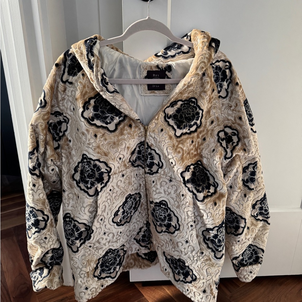 Res Ispa never worn unisex jacket